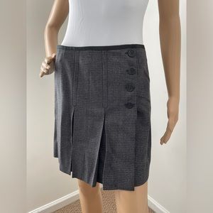 J. Crew gray hound stood pleated skirt
